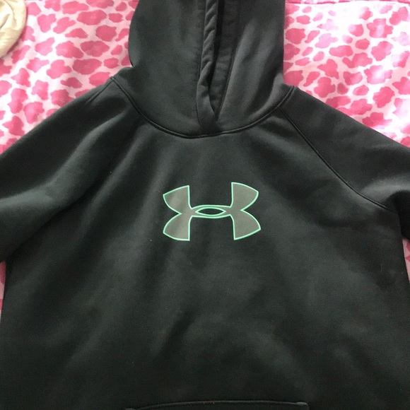Under Armour Jackets & Blazers - Under Armor Fleece Hoodie